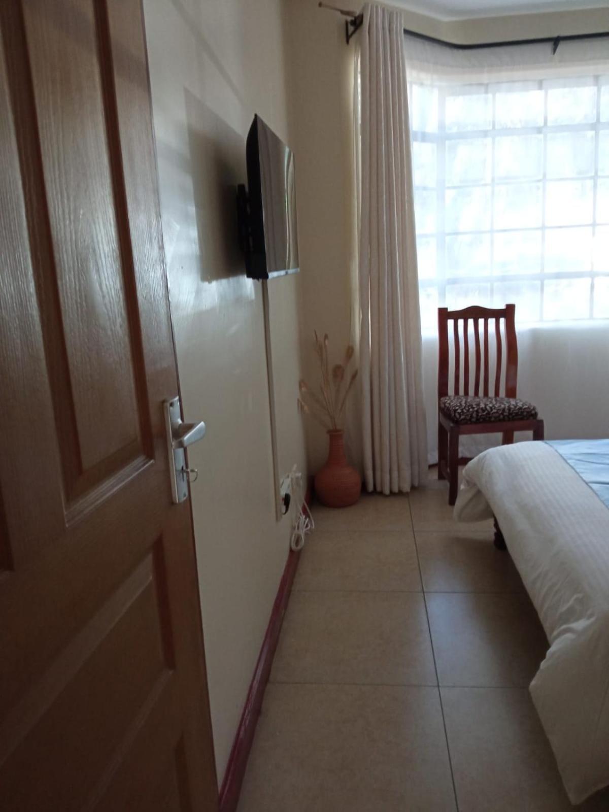Madini Furnished Apartment 1 Near Jkia Sgr Найроби Екстериор снимка